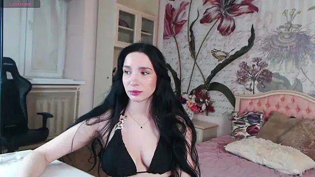 AliciaBow online show from December 3, 3:47 pm