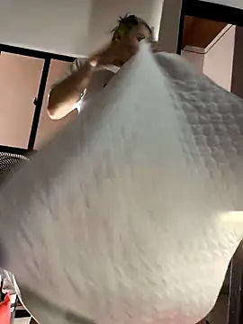 shelby kutter online show from October 11, 5:15 pm