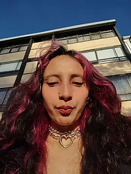  Laary online show from March 20, 10:36 pm