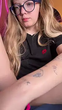 -veranito- online show from March 10, 3:21 am