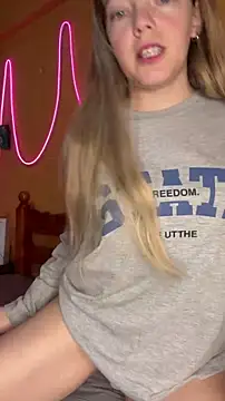 -veranito- online show from April 6, 3:06 am