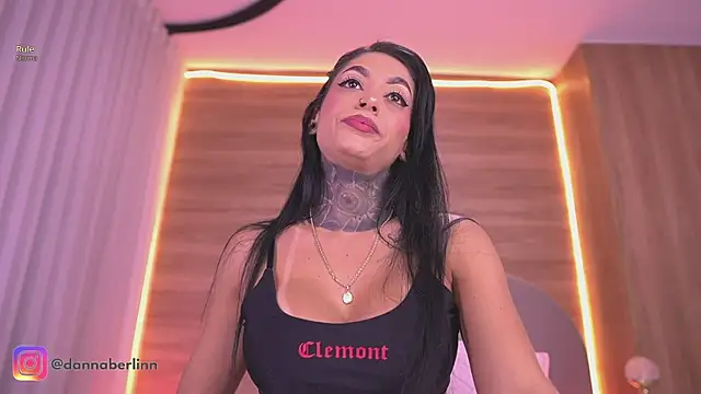 danna berlin  online show from May 9, 8:11 pm