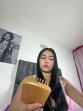 Natasharuso online show from May 15, 9:45 am