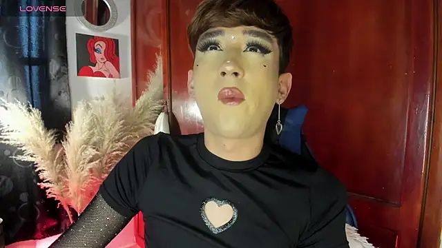 Chris boy  online show from October 15, 10:01 pm