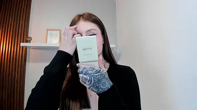 LANA-JONNES online show from November 22, 1:41 am