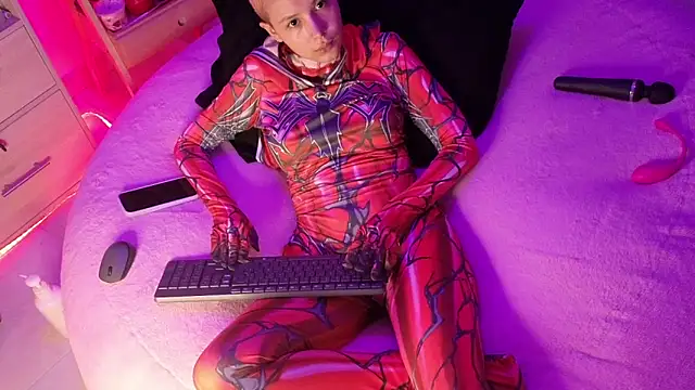goddess vee  online show from May 8, 3:54 am