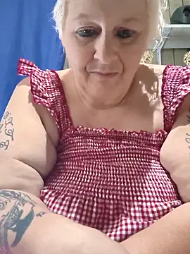 DavisDesires online show from May 8, 4:54 pm