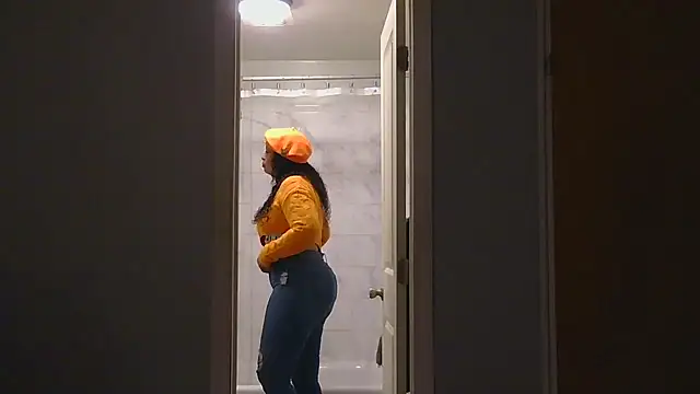 MSweetLindaParks online show from October 14, 12:46 am