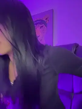 isabella jade online show from March 18, 11:21 pm