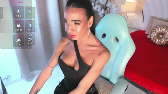 Snapshot of KatalinaMillan chatting on September 26, 6:33 am KatalinaMillan online show from September 26, 6:33 am