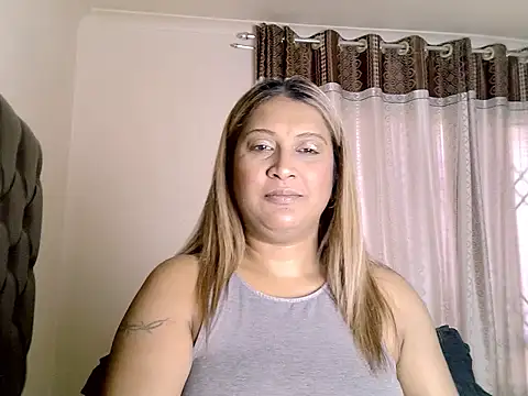eroticbeauty37 online show from May 15, 12:30 pm