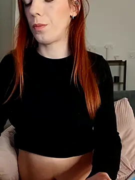 clara-francaise online show from May 14, 7:41 pm