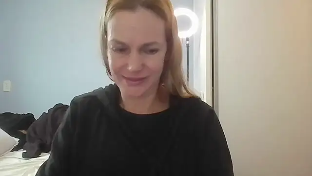 Annylove1 online show from May 20, 10:56 am