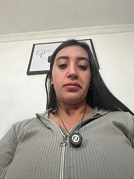 Hannahoff online show from May 21, 4:10 am
