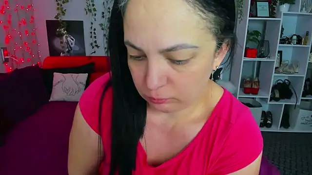 DarlingMilf online show from October 17, 6:11 pm