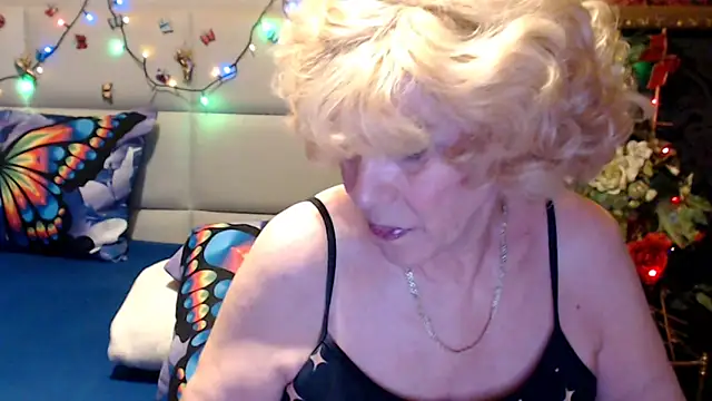 HappyWomanOn online show from May 2, 9:23 am