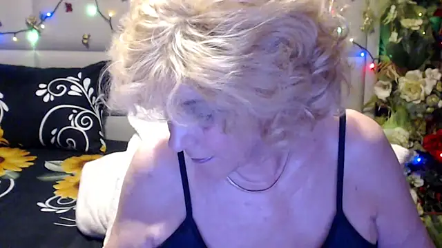 HappyWomanOn online show from May 24, 10:58 am