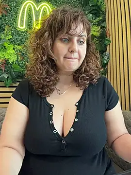 AnneKane online show from May 22, 9:07 am