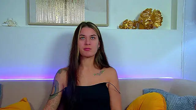 RachelSimpson online show from October 19, 6:32 pm