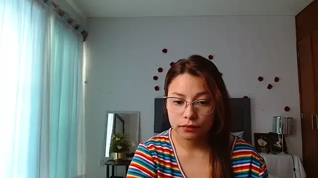 3littleschoolteens online show from May 11, 5:54 pm