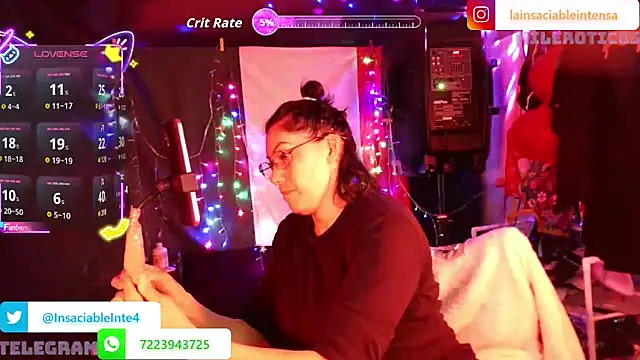 LaInsaciableIntensa online show from May 18, 1:04 am