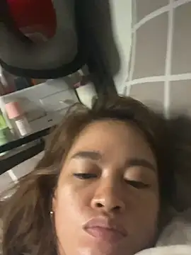 pinay4uwithagoodheart online show from July 3, 6:03 pm