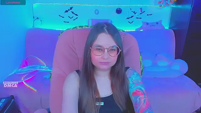 Lolisuccub online show from May 24, 6:07 pm
