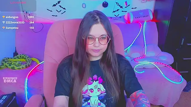 Lolisuccub online show from May 4, 5:28 pm