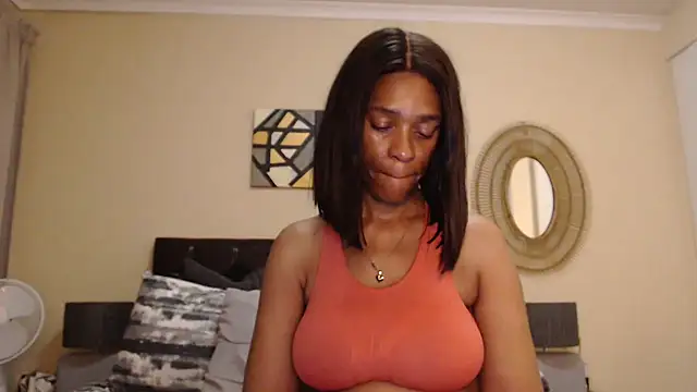 Creamyass22 online show from September 17, 4:16 pm