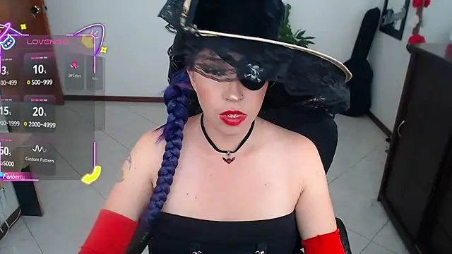 Snapshot of charlottezoe15 chatting on October 16, 6:10 pm charlottezoe15 online show from October 16, 6:10 pm