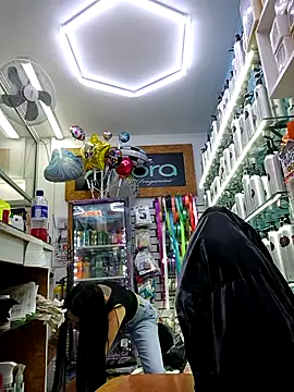 LunaZambrano online show from January 9, 8:13 pm