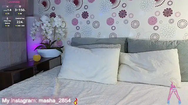 Madelynn online show from November 8, 12:54 pm