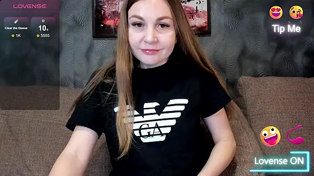 CassieMils online show from January 10, 2:11 pm