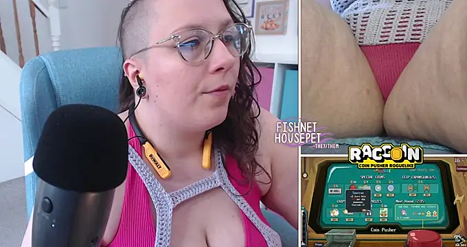 fishnethousepet online show from April 14, 1:55 pm