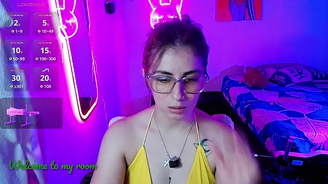 valentina angel online show from June 26, 5:20 am