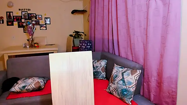 emma luxy online show from March 11, 12:59 am