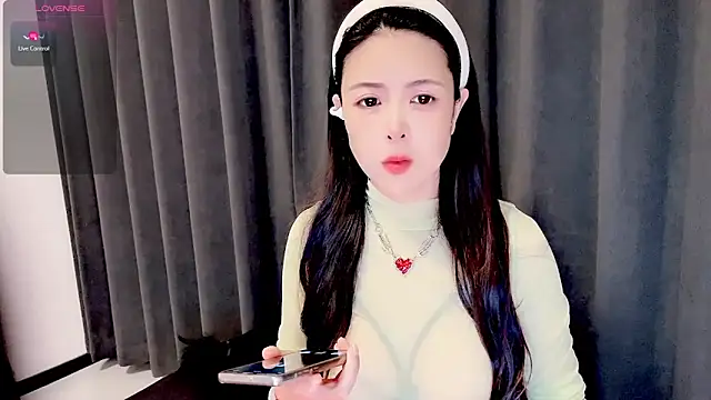 candy-yiyi online show from May 14, 1:55 am