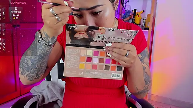 Snapshot of eymy-hadid chatting on September 28, 3:17 pm eymy-hadid online show from September 28, 3:17 pm