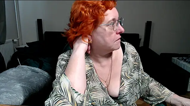 JoannaAndNeighbour online show from February 10, 9:45 am