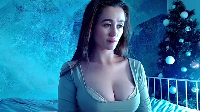 millllina online show from December 21, 11:25 am