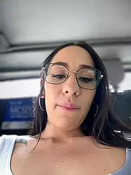   IRIS   online show from November 12, 4:38 pm