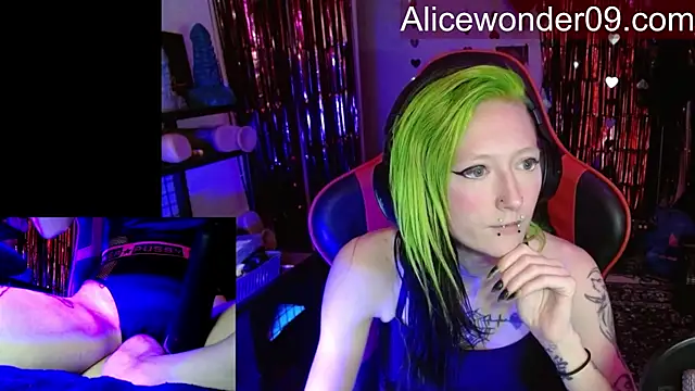 alicewonder09 online show from January 12, 4:51 am