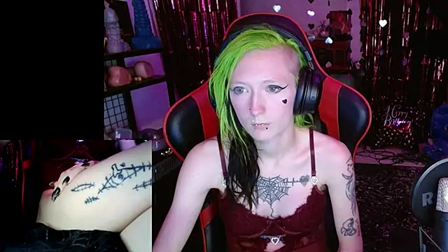 alicewonder09 online show from January 7, 5:44 am