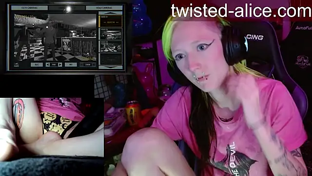 alicewonder09 online show from April 8, 4:47 am