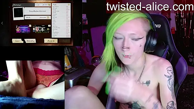 alicewonder09 online show from May 5, 4:15 am