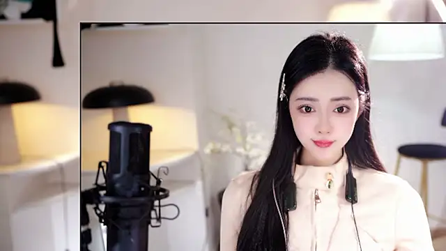 Ocean--Lili online show from February 26, 2:16 pm