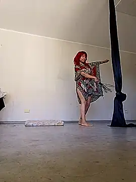 Snapshot of dinamita_Blair chatting on October 2, 5:18 pm dinamita Blair online show from October 2, 5:18 pm