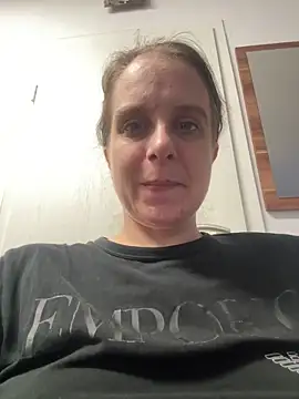 Chantalee online show from May 22, 6:22 am