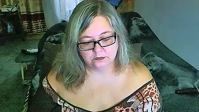 Snapshot of sex2 chatting on September 30, 2:17 am sex2 online show from September 30, 2:17 am
