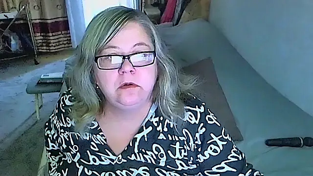 Snapshot of sex2 chatting on September 20, 9:18 am sex2 online show from September 20, 9:18 am